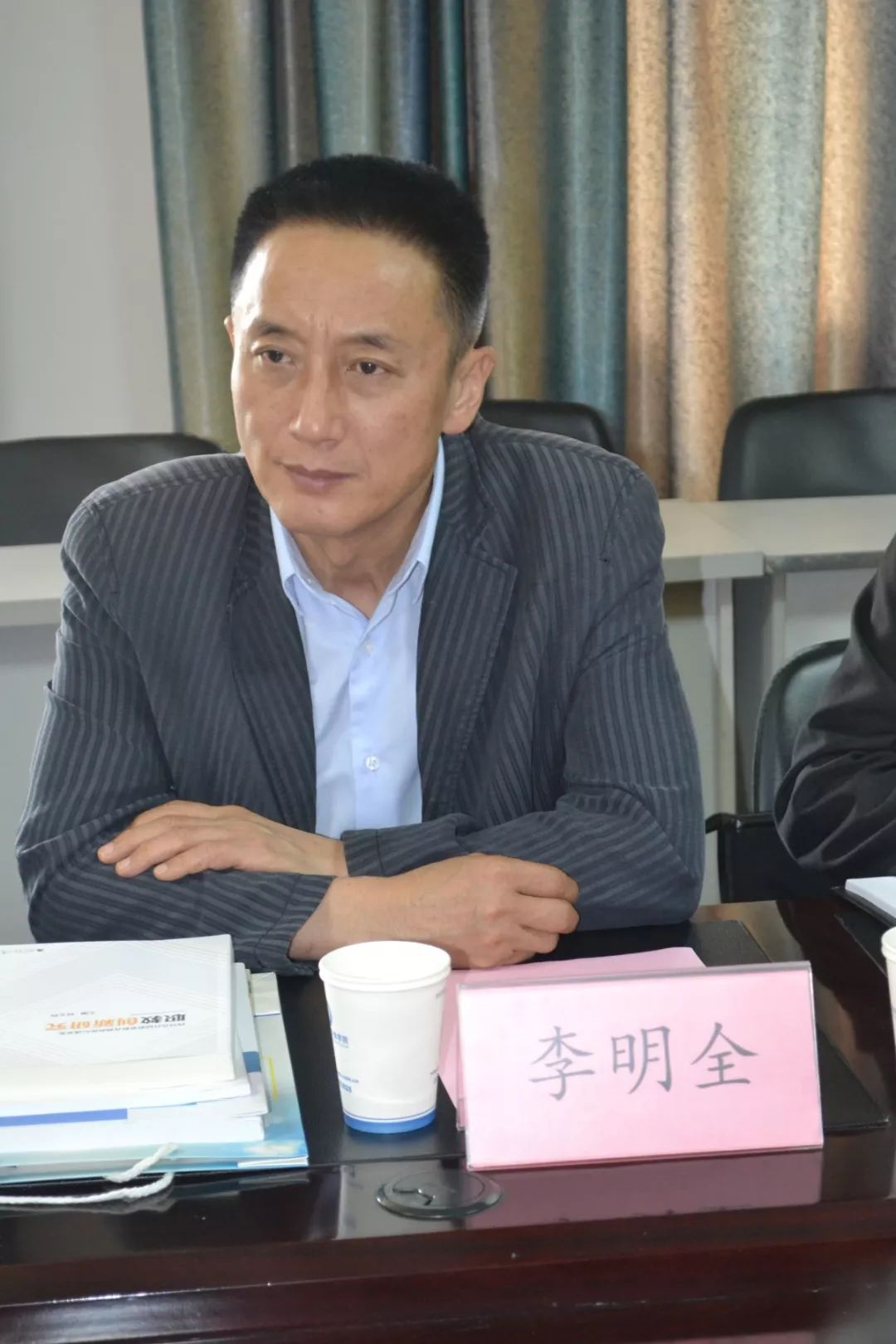 合作,乐扶服务,社区教育,公益慈善等职业教育办学成果作了全面汇报