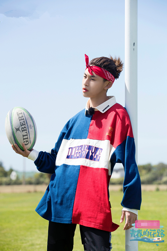 原创青春的花路小鬼暖心被赞朱正廷尤长靖谈及团队合约期充满感伤