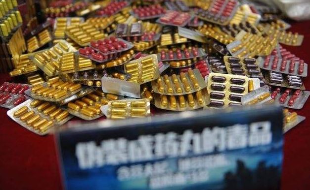 阴功为还网贷阳春两个后生仔吞都70余颗毒品胶囊