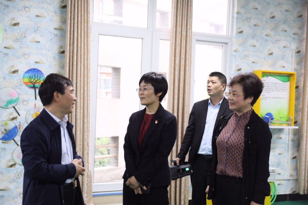 部长谭福森带领由省委宣传部相关部门负责人组成的调研组,到洛龙区