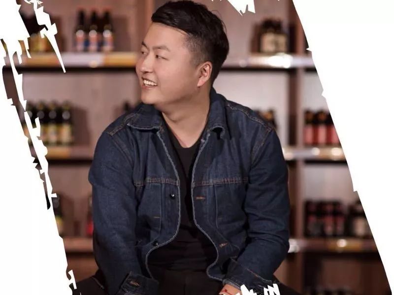 在校成立了smile乐队并担任鼓手3,广州"徐世兴私人工作室"继续学习