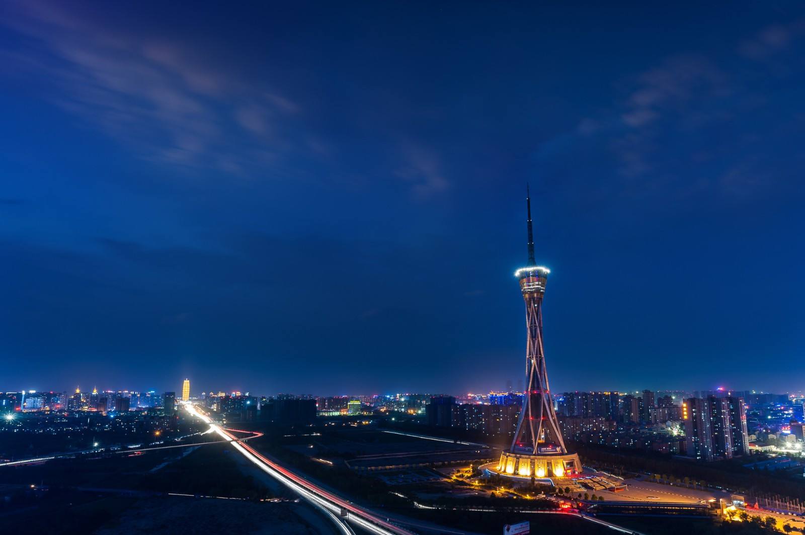 中国最"假"的4a景点,号称天下第一城,建筑却全是仿建明清都城