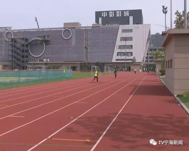 桃源中学操场是学校资源还是商业广场?