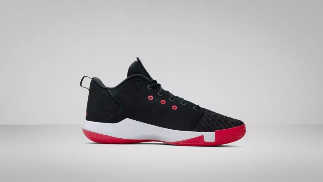 保罗12代签名鞋今日正式发布猫头鹰新logo售价低至700元