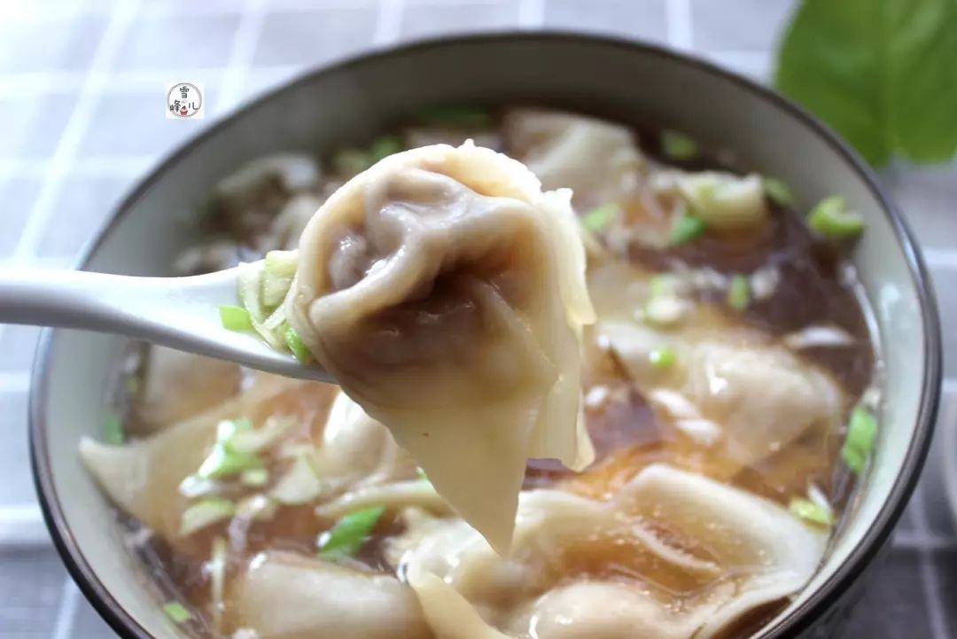 馄饨汤这样调真简单早餐来1碗吃得饱营养好