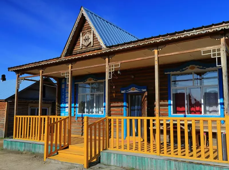 盘点呼伦贝尔网红特色住宿-俄式木刻楞_木头