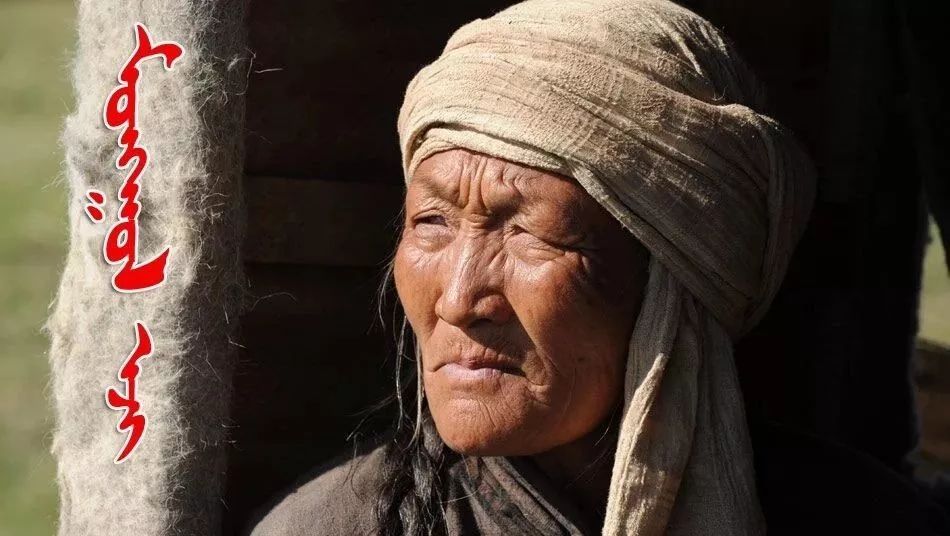 腾格尔老师唱的一首母亲之歌,听哭了!