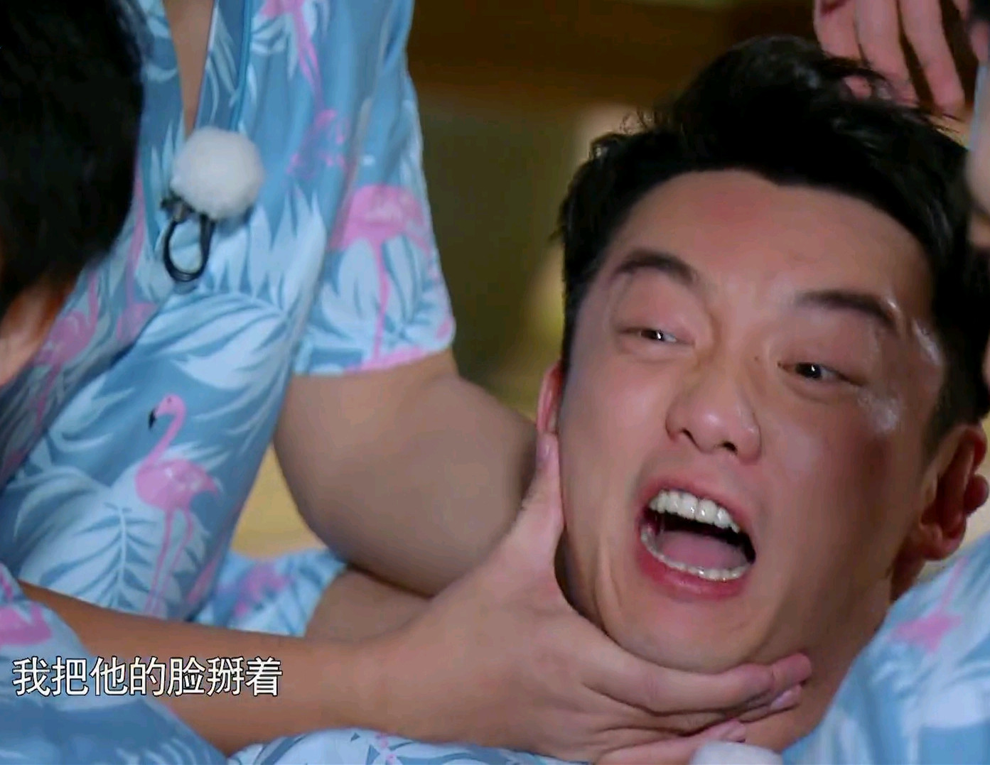 奔跑吧第3期:李晨撕名牌一挑三,郑凯被虐