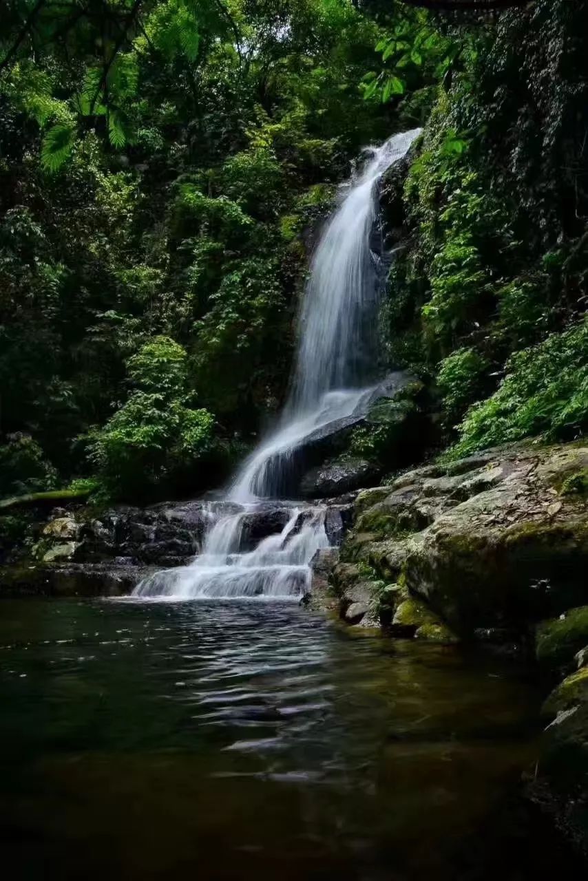 桂林红溪瀑布图片