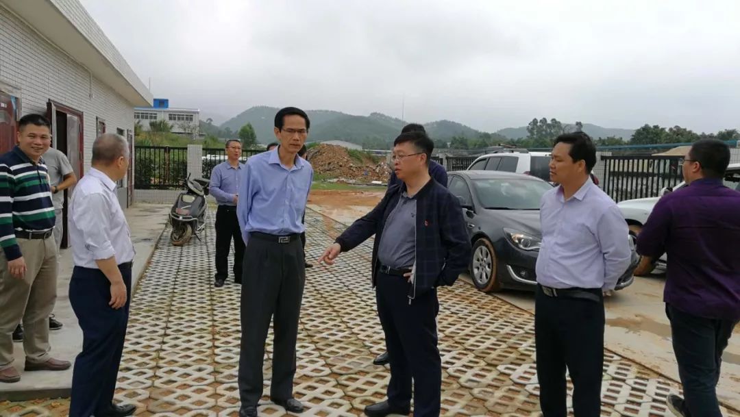 容福华督导巡查那扶河时强调采取有力措施治理污染源