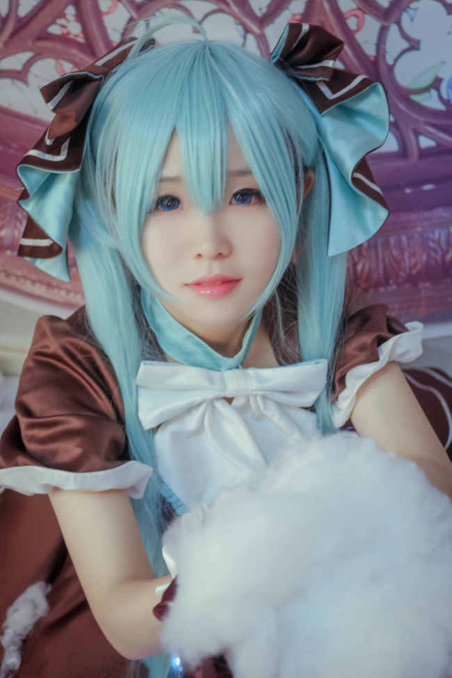 cos钢琴星星上马尾初音未来