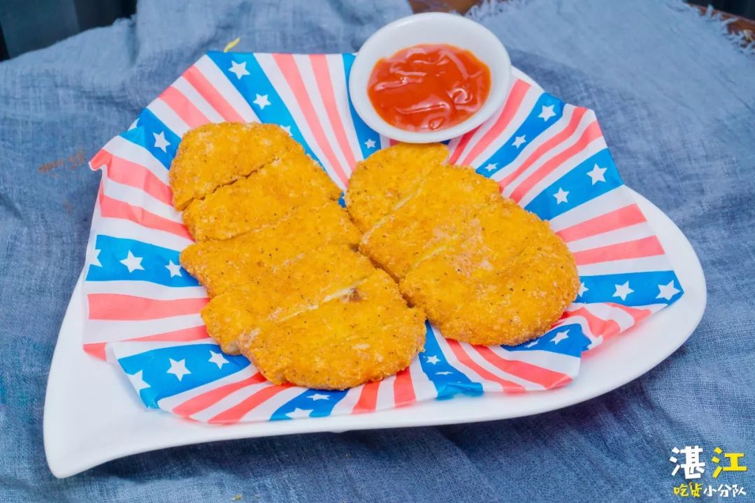 对于鸡排,小编吃得不在少数了但有夹心的鸡排小编还是第一次尝试酥香