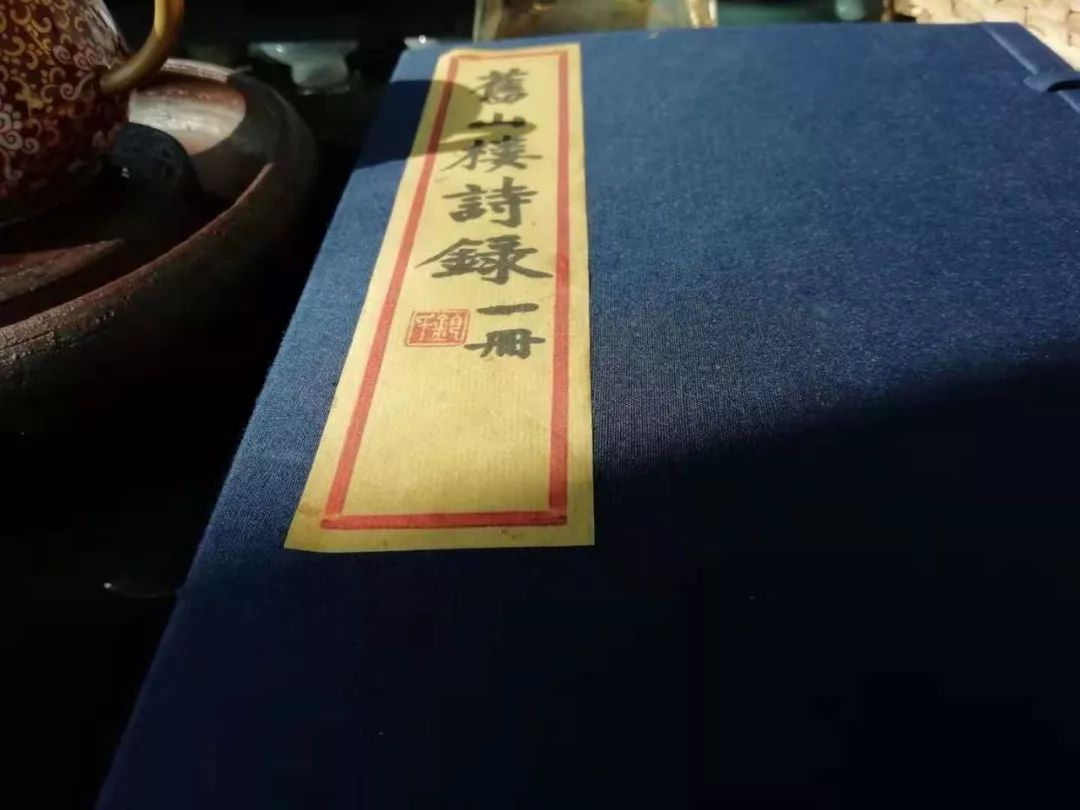 了解中国古籍的装订形式分类_包背装