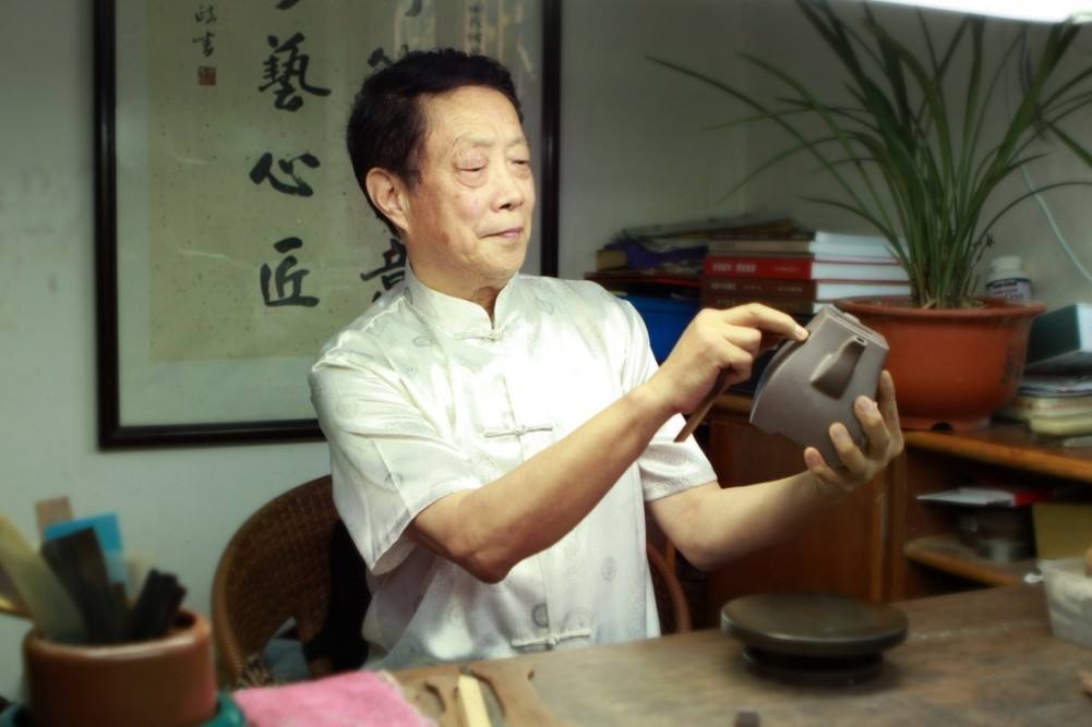 紫砂界的泰斗李昌鸿先生这就是功夫的力量