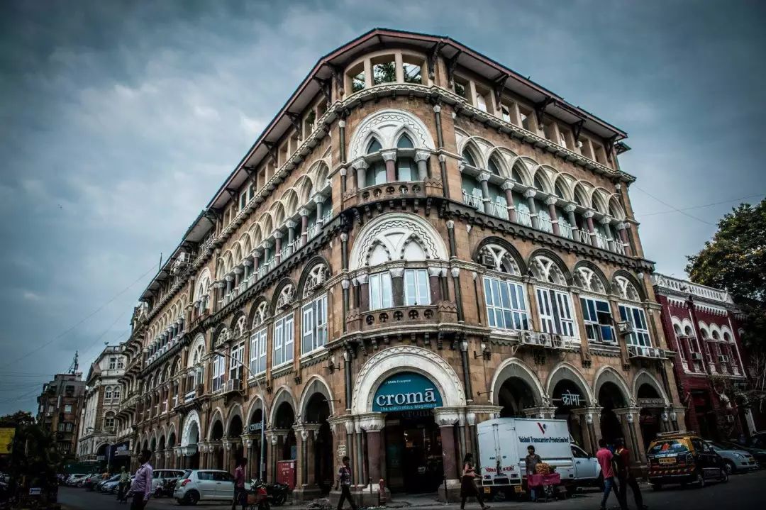 招募印度商务舱往返探索众神的国度