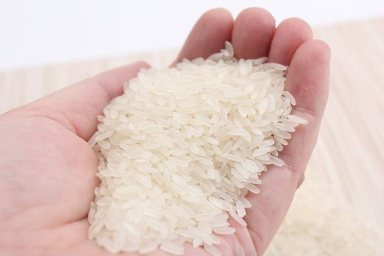 我们每天吃的都是"塑料大米",是真的吗?专家揭秘市面假大米实情!