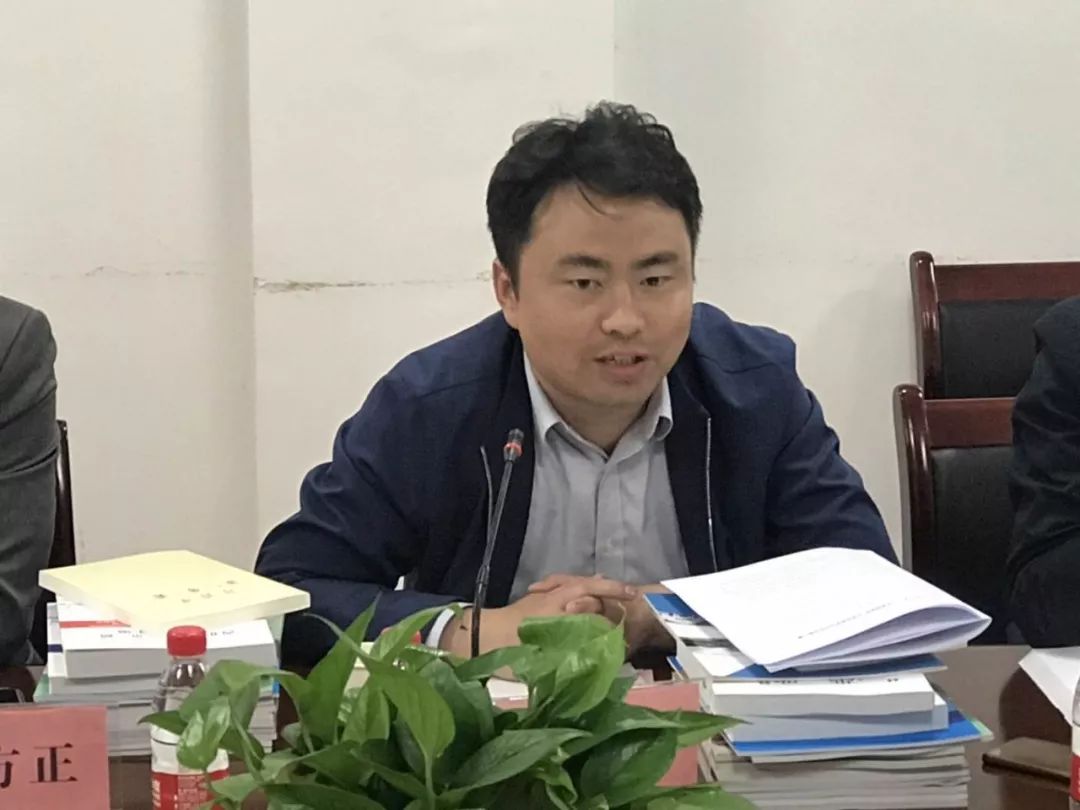 图为榆林市神木县级市人民政府副市长 蔡峰李方正指出陕汽控股主要