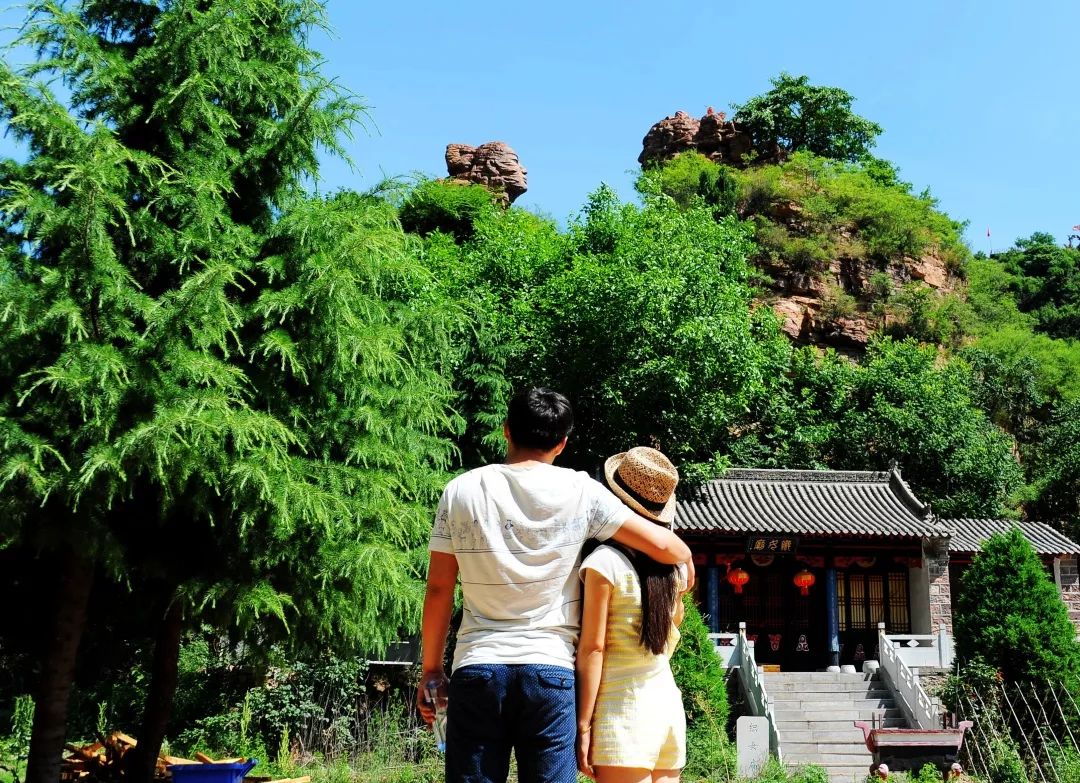 中国爱情山景区拓展培训