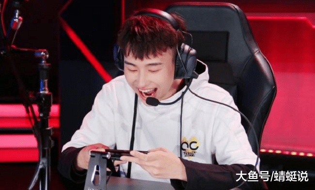 kpl:伪装宣布停播,居居:能养活自己?网友:难道是要去这里?