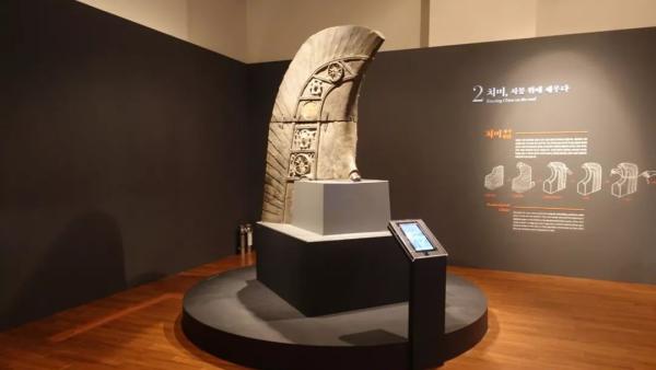 观展| 韩国国立扶余博物馆"鸱尾——聆听天空的声音"