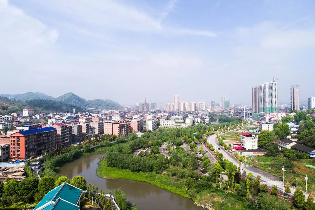 涟源市公安局集中力量打击整治涉毒违法犯罪