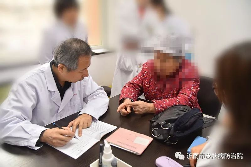 北京大学第三医院代挂专家号服务异地医保直接对接，报销无需奔波的简单介绍