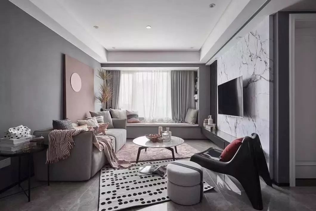 家居色彩装修:高级灰+烟粉，努力生活心向阳光！