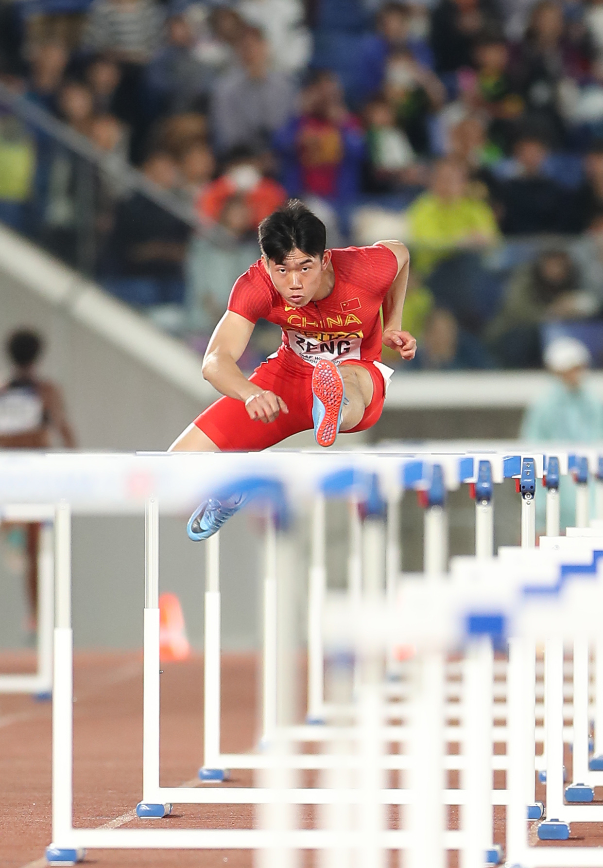 田径——世界接力赛:中国队无缘混合跨栏迎面接力决赛