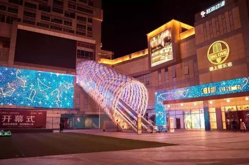 5月1日5月2日一场来自星光宝贝的才艺风暴席卷了整个嘉兴旭辉广场内附