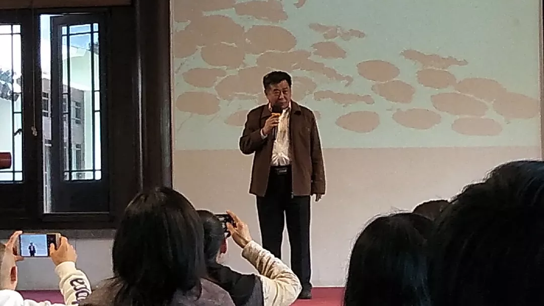 ji hongmin spoke at the opening ceremony黄岩先生在开幕式上发言