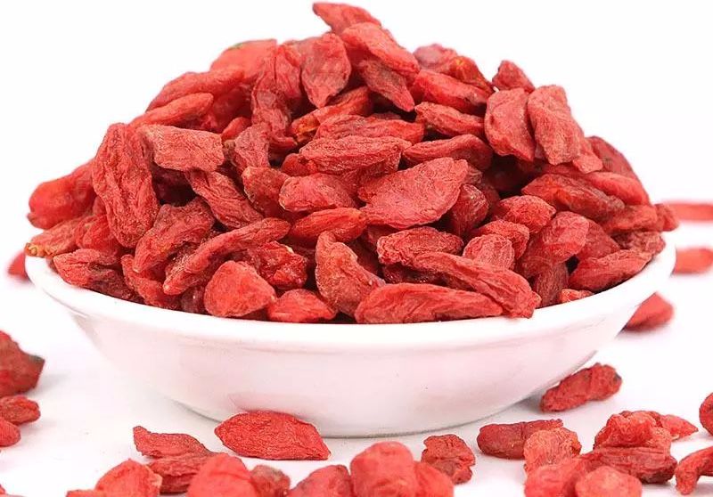 枸杞与它是天生一对连喝3天不仅补肾肝也干净了