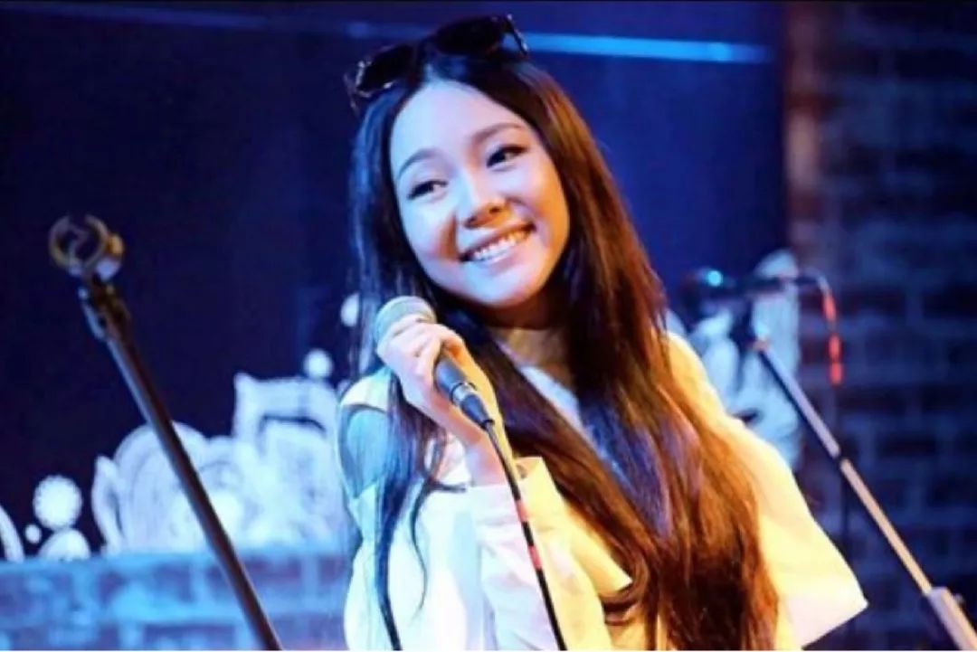 年轻就要躁今晚小草音乐节狂欢曲专场免门费看送上网络直播传送门