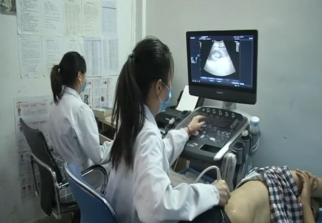 经过对结石成分进行分析,主要是草酸钙结石,尿酸结石和碳酸磷灰石,而