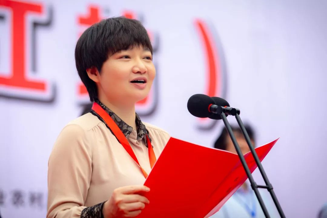 今天杭坪薛家生态乐园有一群蔬菜在比赛