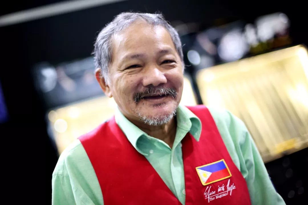 与神对话64岁的雷耶斯双臂颤抖不止才会真正退役中式台球已然有心无力