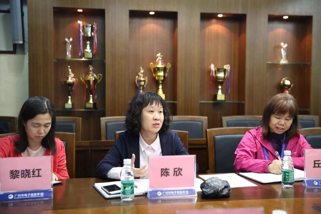 我校连续召开四场系部教学指导委员会成立会议