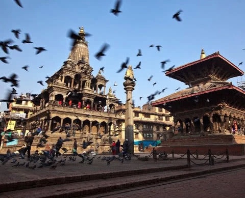 尼泊尔神秘的性庙雕像姿势不堪入目却是当地人美好的愿望