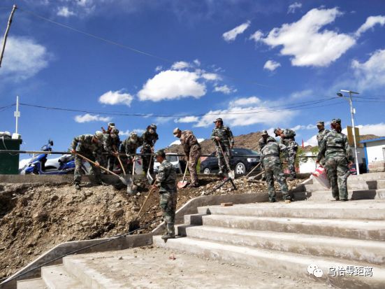 铁列克乡开展美丽庭院环境卫生整治活动