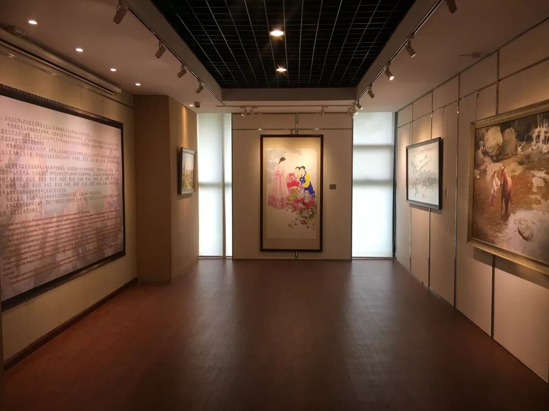 信利博物馆 | 中朝友谊——朝鲜画展厅_美术