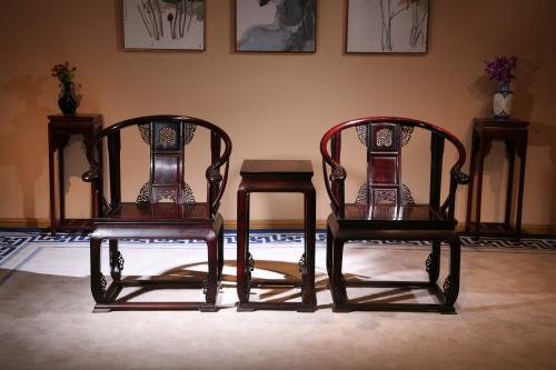 西安红木爱好者一定要认识的高端红木材质:巴里黄檀(红酸枝)