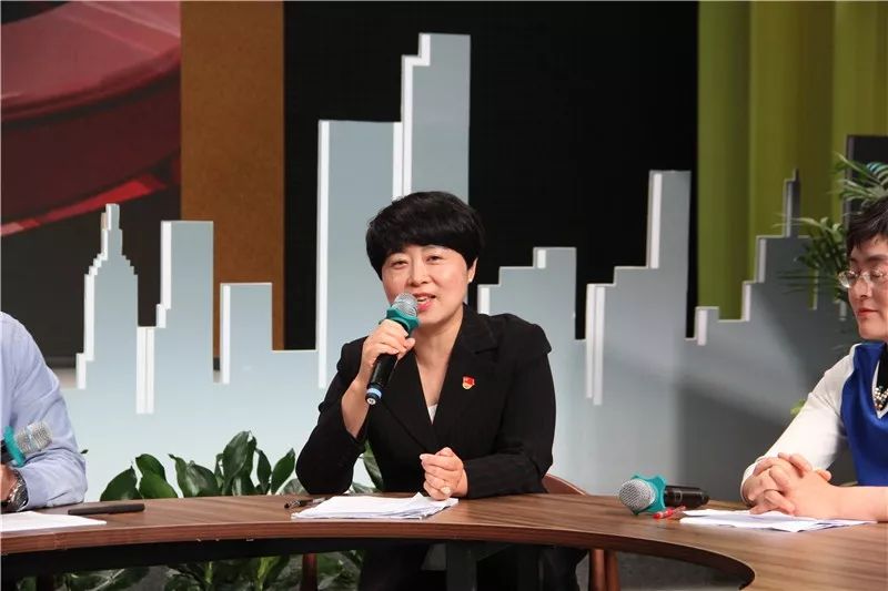 常熟新时代文明实践试点建设日前,市委宣传部副部王燕,常熟市税务局