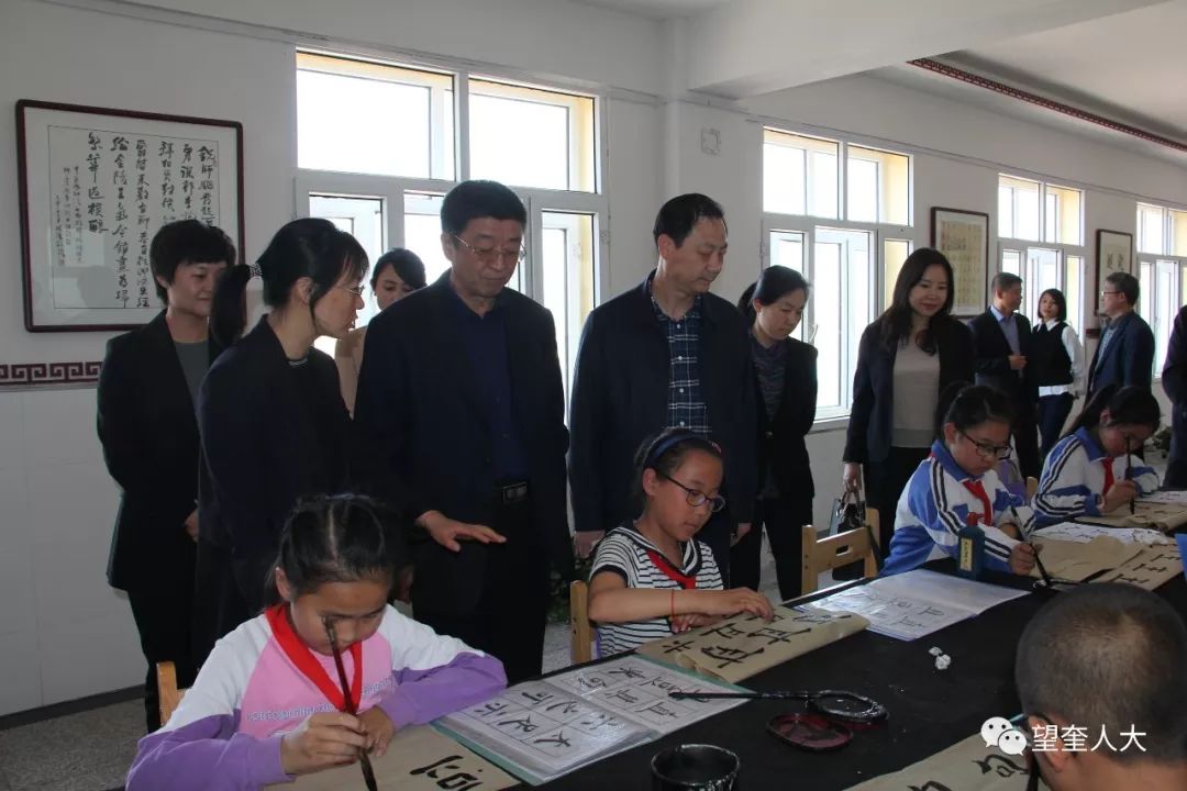 县人大常委会主任王权,县委常委,机关工委书记王玉强,县人大常委会副