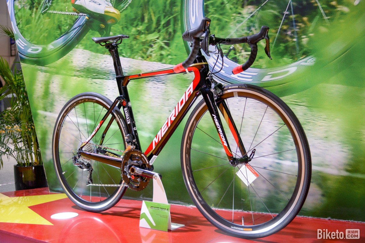 建国献礼 美利达特别版斯特拉70th