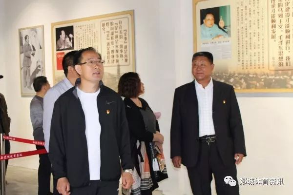 分别参观了实事求是展室,于霭辰展室,双榴书屋和郯城革命斗争史纪念馆