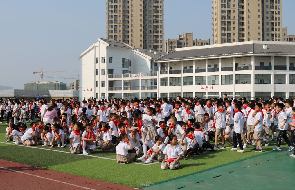 黄冈城区56112防灾减灾日逃生演练活动在市东坡小学举行