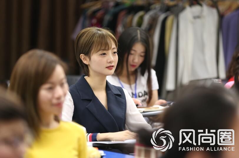 形象管理师的化妆与造型应该注意什么