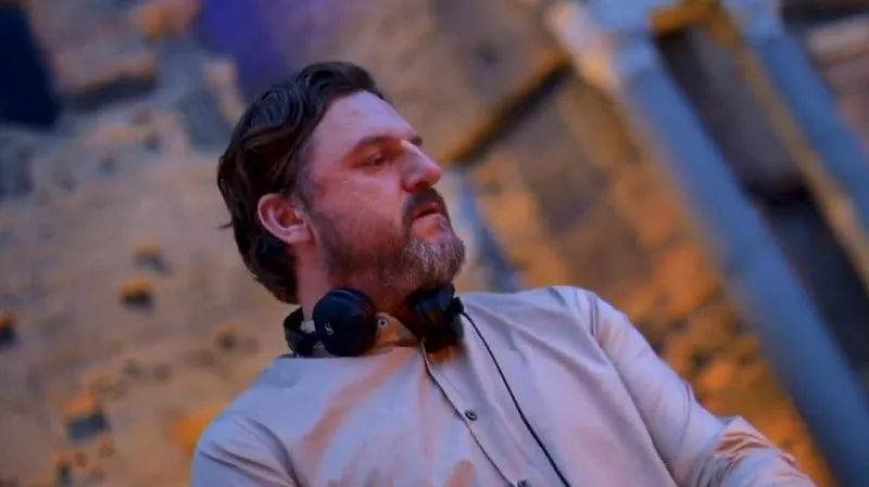 通过元素拆解与构成重新演示与众不同的hybridtrap