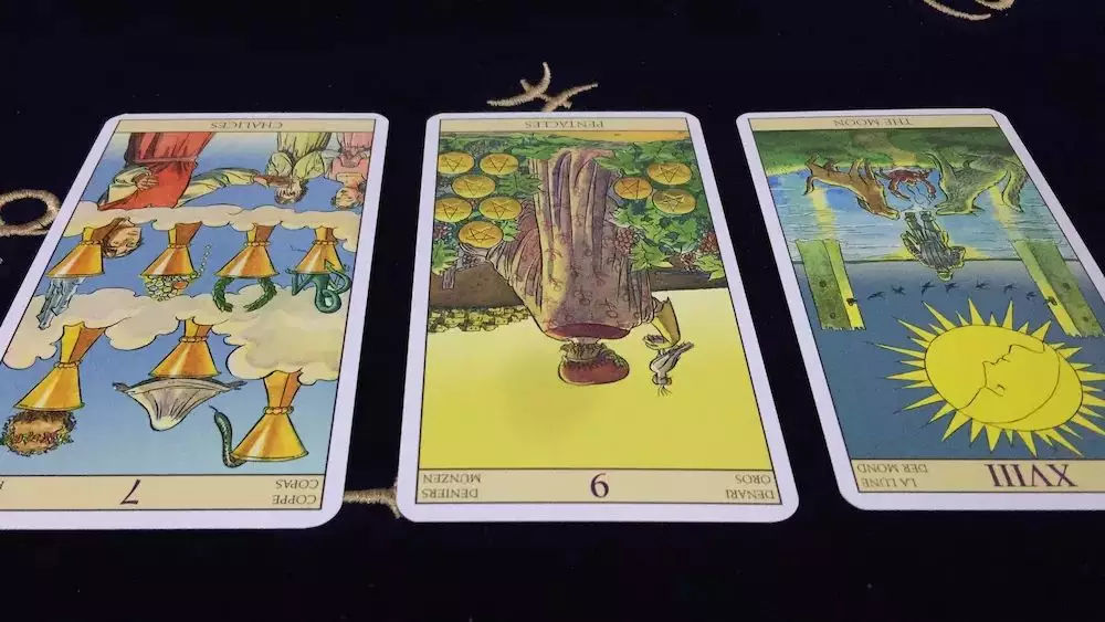 星河塔罗无牌阵 | 他的心里可还有我的位置?