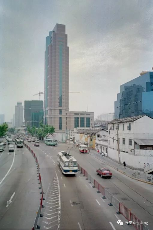 商廈西藏中路南京東路,榮華樓已拆,世茂國際廣場待建南京西路1990年代