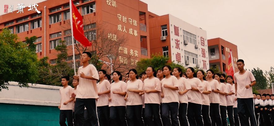 萧县梅村操场上的一幕,让人梦回少年